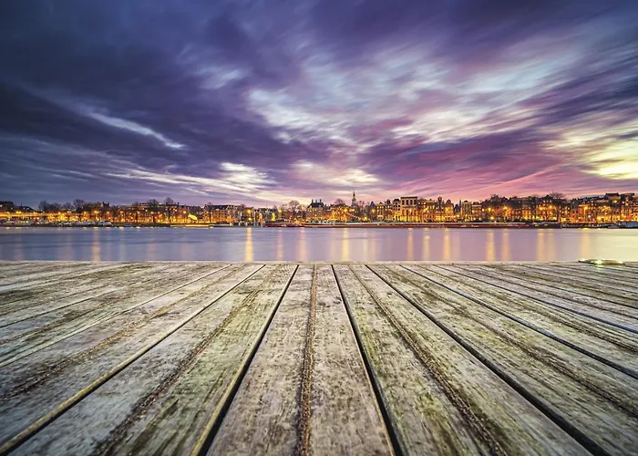 بوتيل Unique Hotelboat Lena Maria