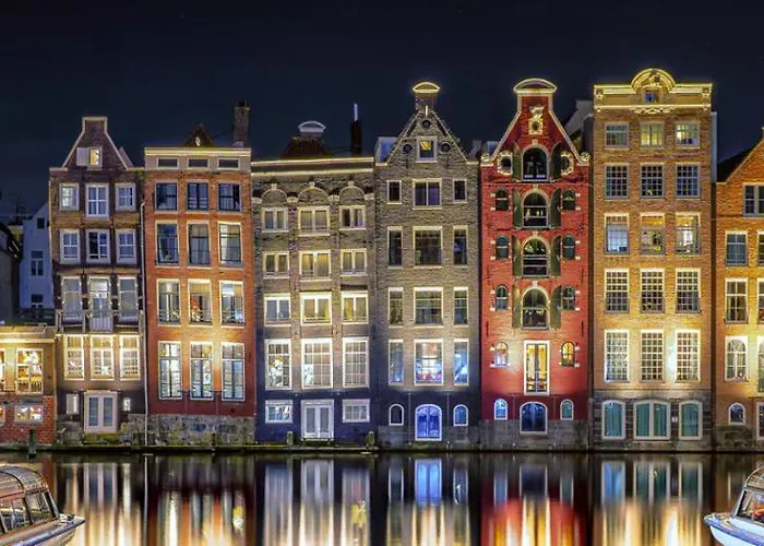 بوتيل Unique Hotelboat Lena Maria