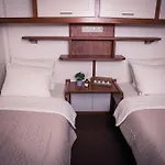 Unique Hotelboat Lena Maria